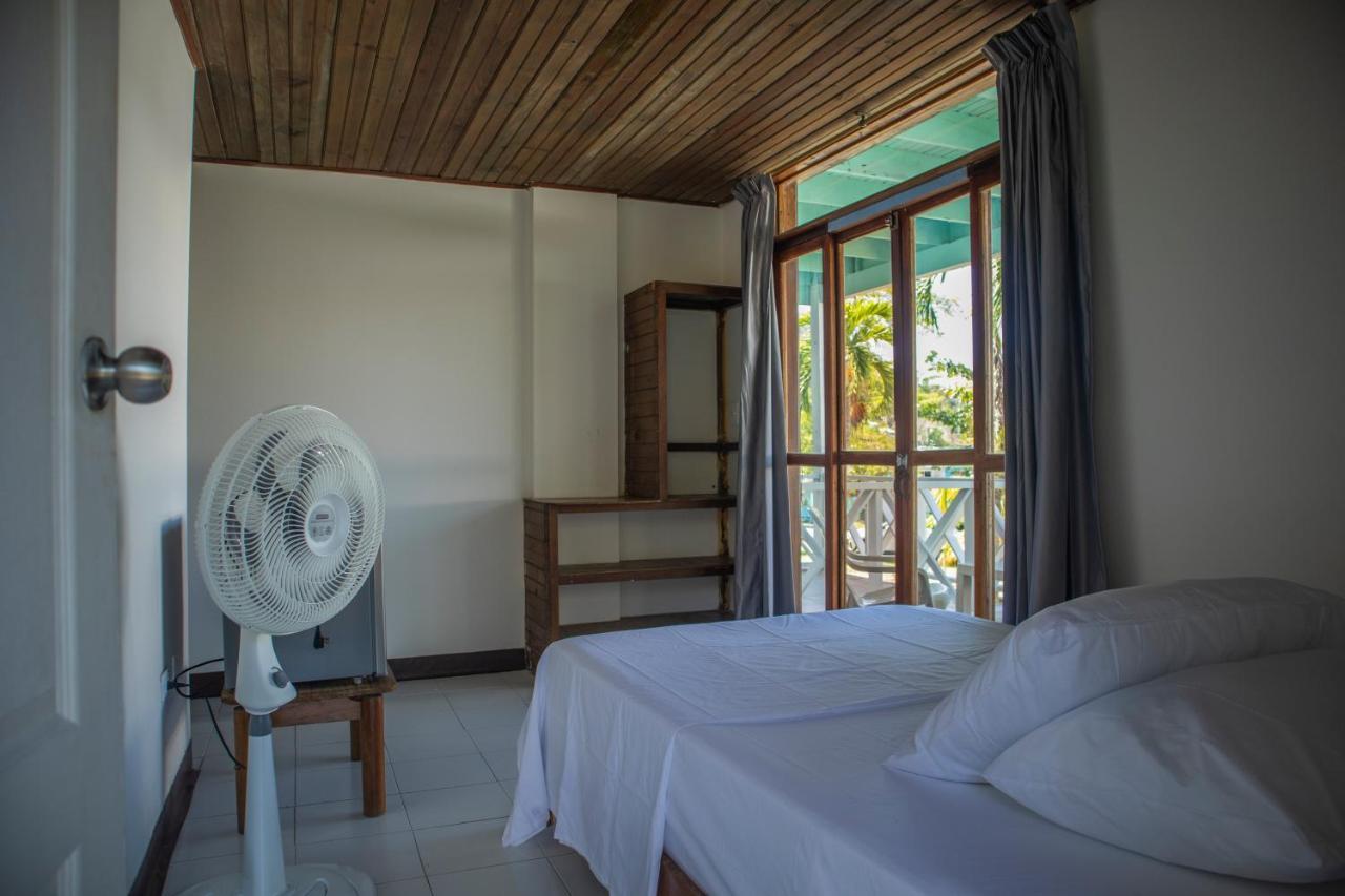 South West Bay Cabanas Fresh Water Bay Buitenkant foto